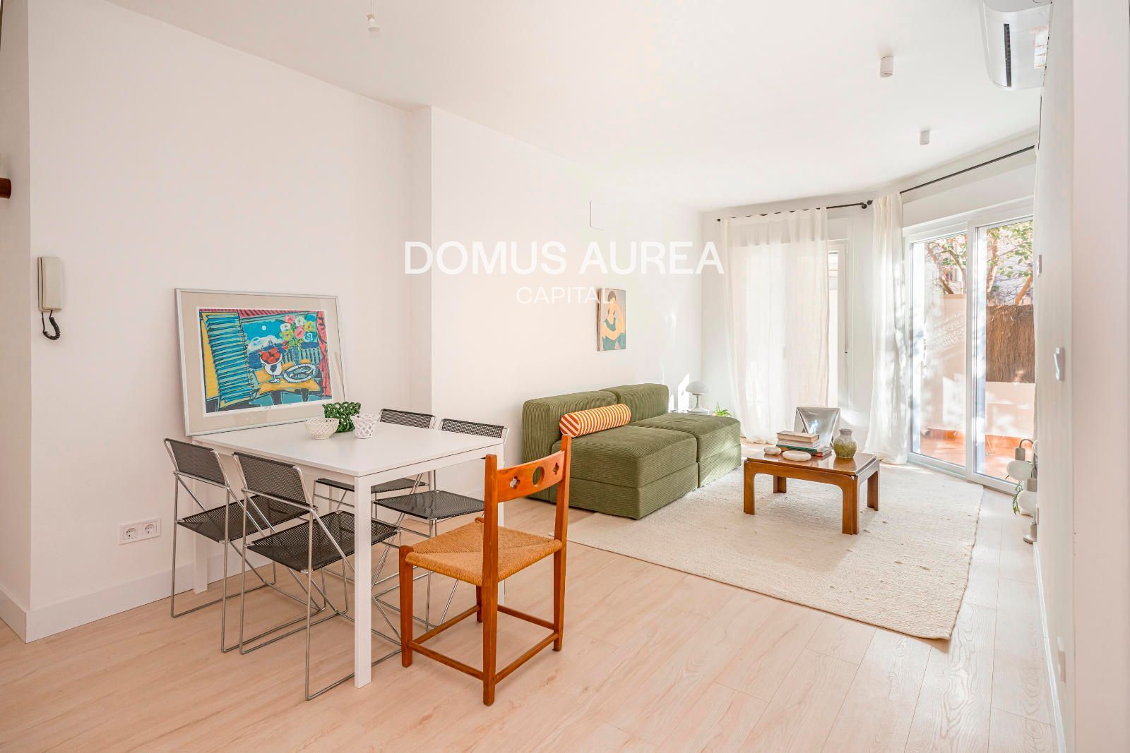 Flat to rent in Rafaela Bonilla, Guindalera
