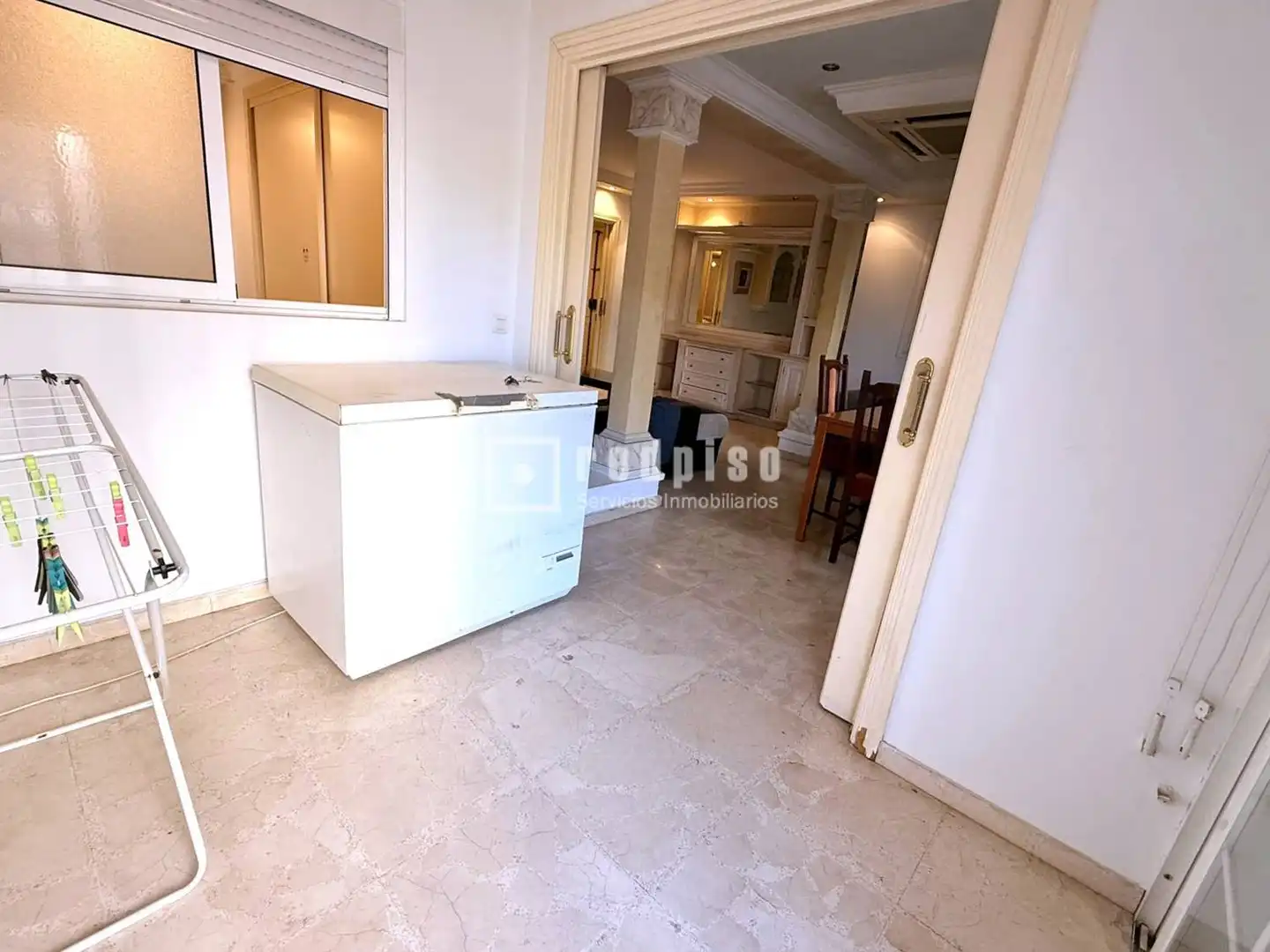 Flat for rent in Demóstenes, El Cónsul - Ciudad Universitaria - El Romeral