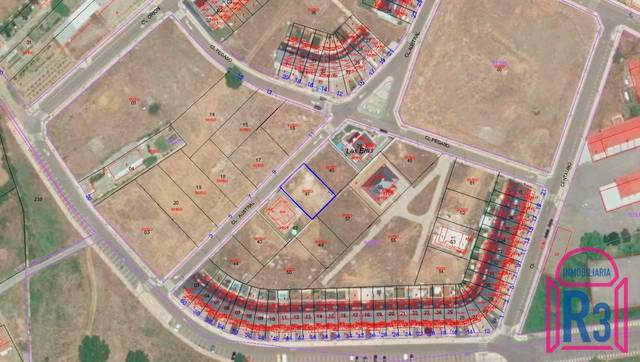 Terreno residencial en Venta en Calle el Espino en San Andrés del Rabanedo pueblo