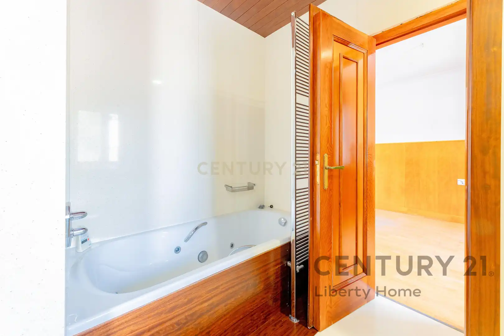 Baño de Casa o chalet en venta en Torrent con Aire acondicionado, Jardín privado y Piscina