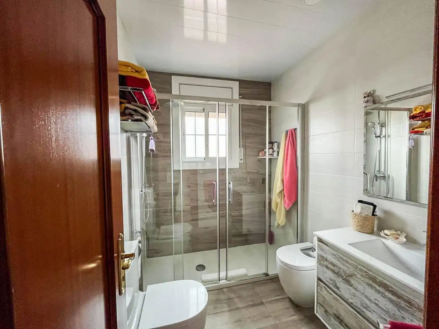 Bany de Casa o xalet en venda en Esparreguera amb Aire condicionat, Calefacció i Jardí privat