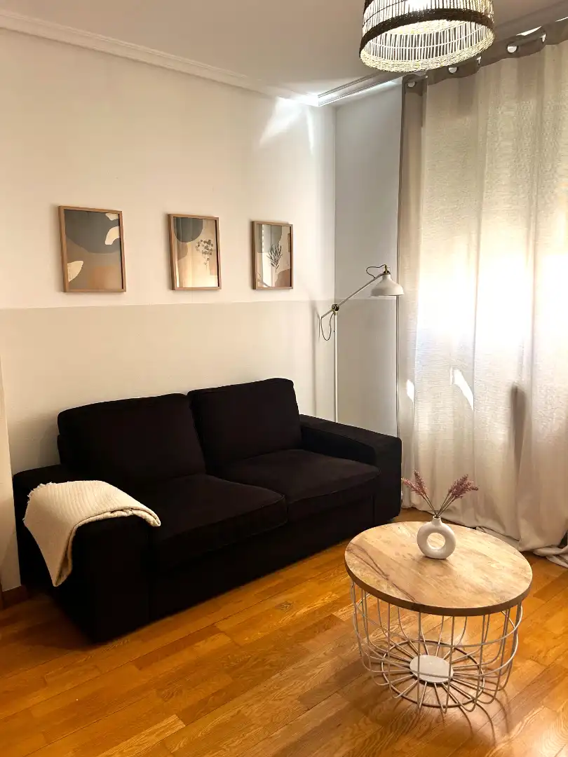 Apartamento con ascensor en alquiler en Casco Histórico, imagen 2