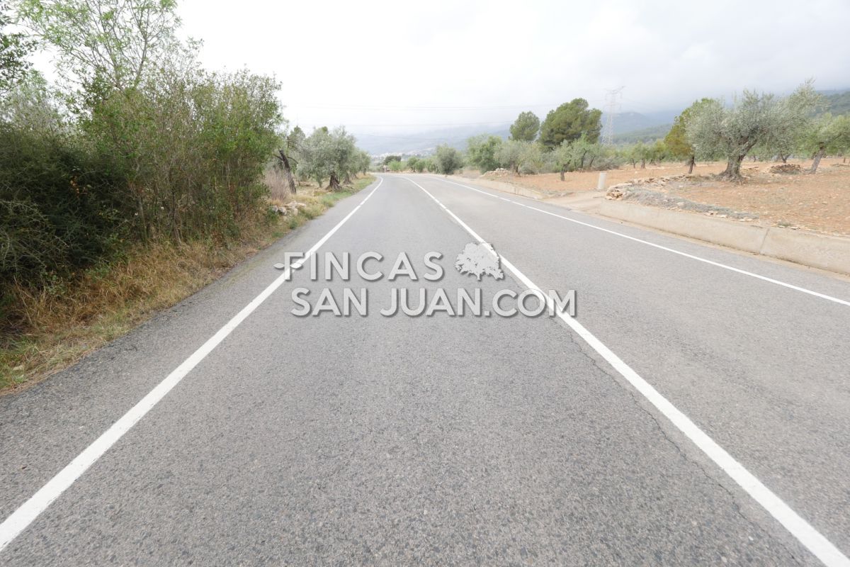 Vista exterior de Finca rústica en venda en Onil amb Terrassa
