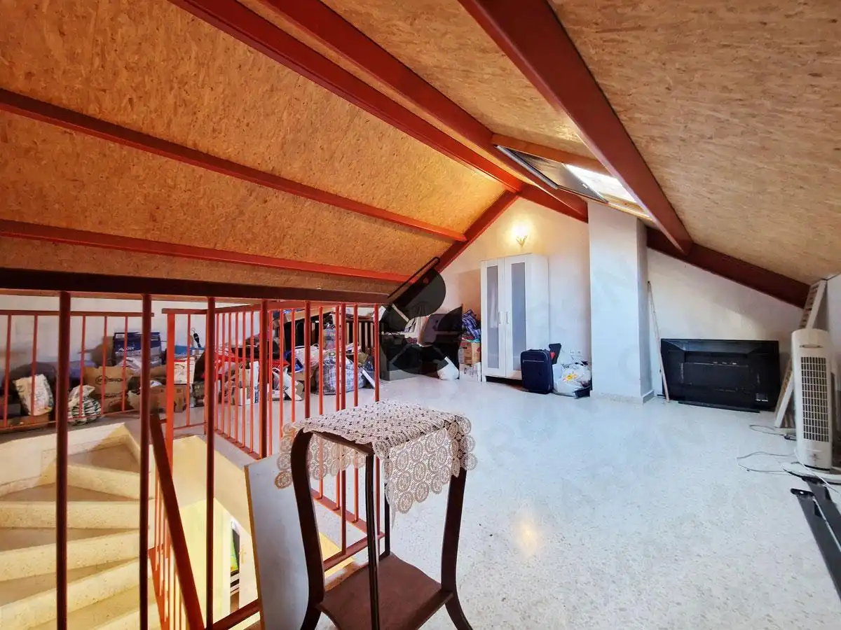 Casa adosada en venta en Coria del Río con Terraza