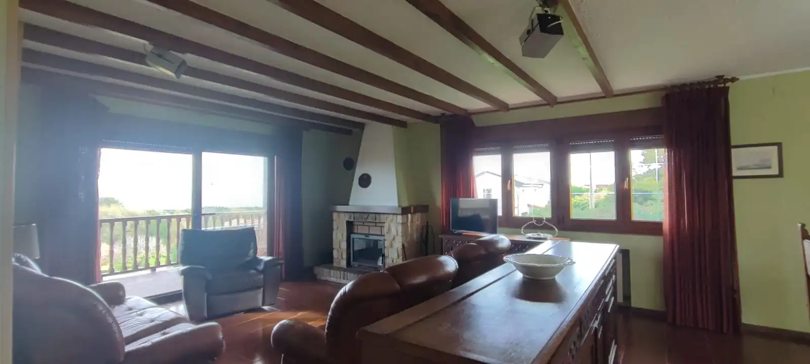 Wohnzimmer von Country house zum Verkauf in Llanes mit Heizung, Privatgarten und Terrasse