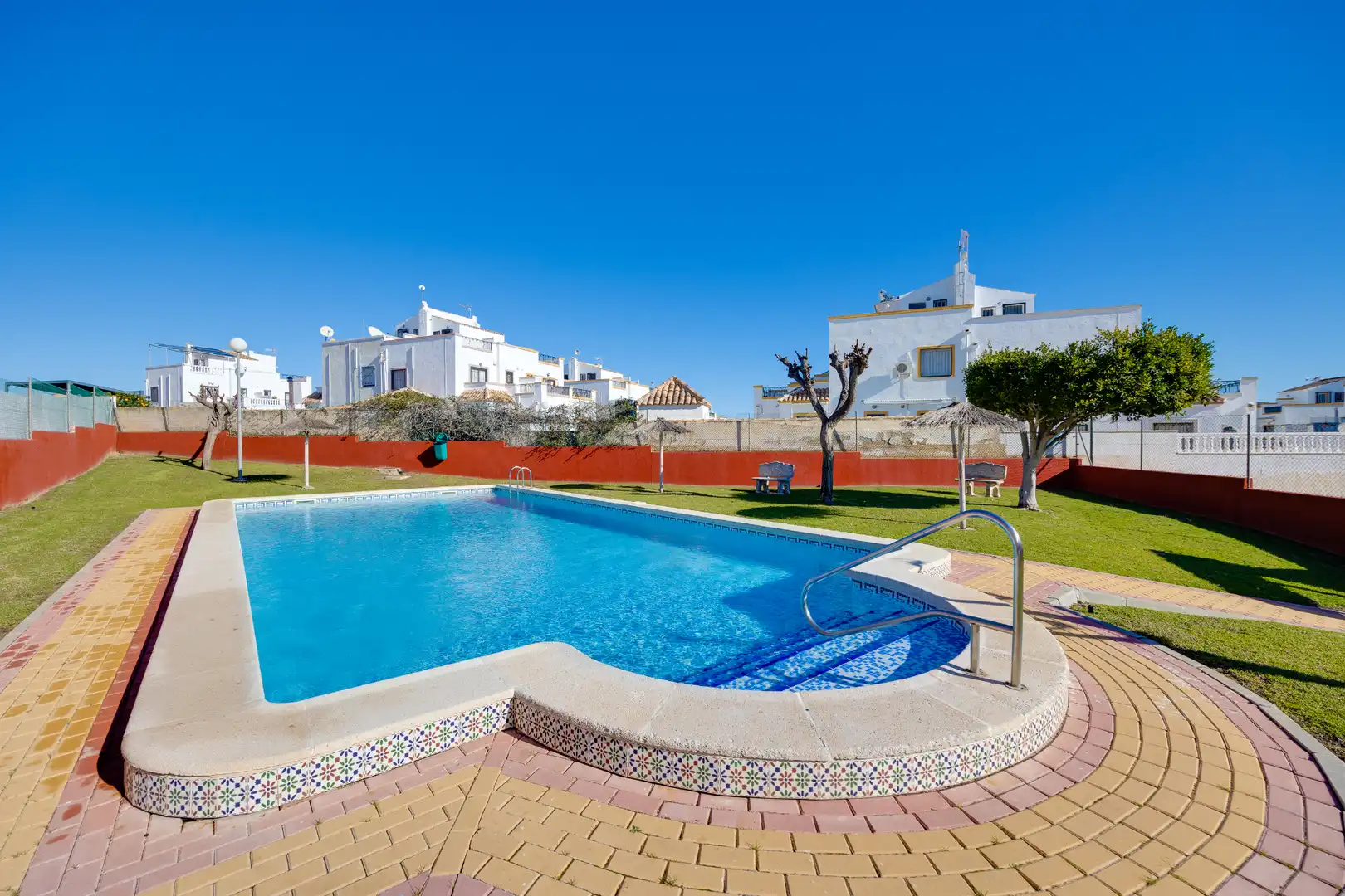 Piscina de Pis en venda en Orihuela amb Aire condicionat, Jardí privat i Terrassa