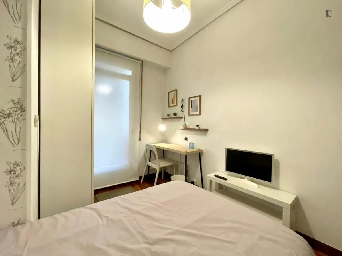 Room in Castaños - Begoñaibarra