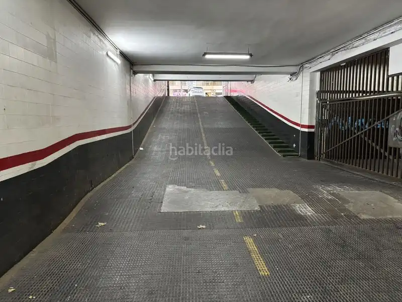 Individuale in vendita a AVDA MISTRAL, SEPULVEDA Y ENTENZA 44, imagen 2