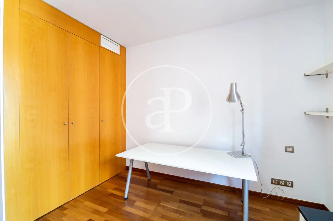 Schlafzimmer von Wohnung zur Miete in Barcelona mit Klimaanlage, Heizung und Möbliert