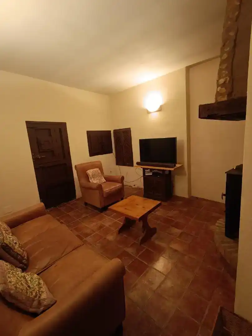 Sala d'estar de Casa o xalet en venda en Freila amb Jardí privat, Piscina i Moblat