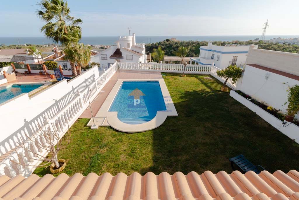 Jardín de Casa o chalet en venta en Rincón de la Victoria con Aire acondicionado, Jardín privado y Terraza