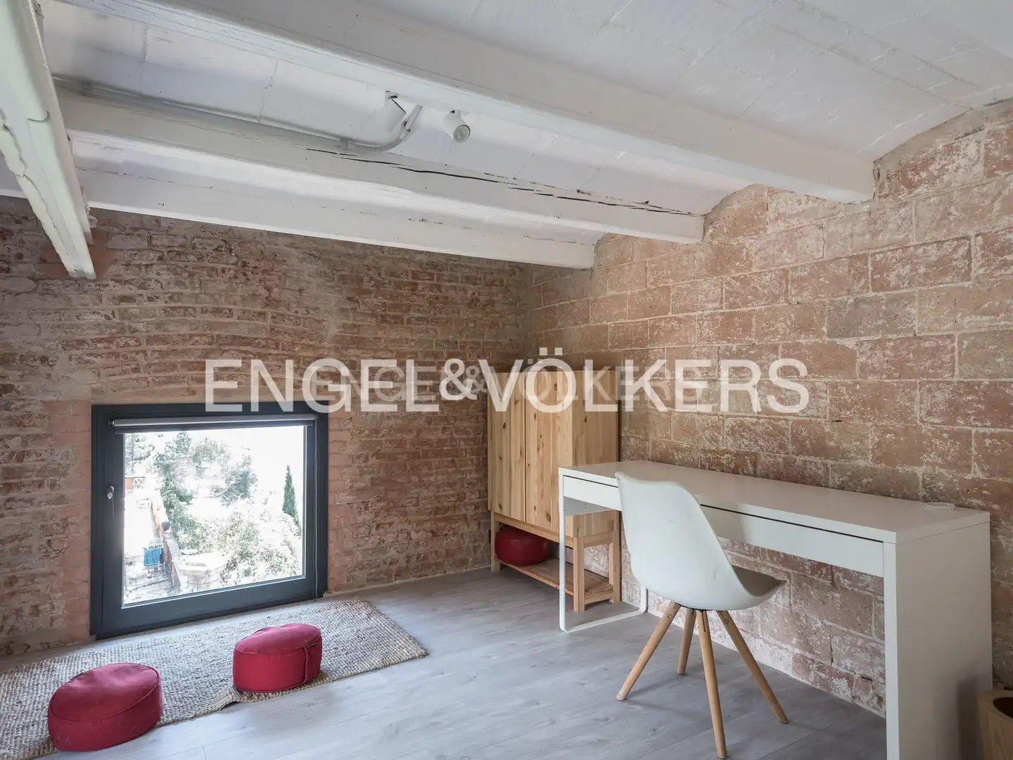 Terrasse von Wohnungen zum Verkauf in Barcelona mit Klimaanlage, Heizung und Möbliert
