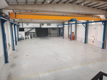 Nau industrial de lloguer a ARQUIMEDES