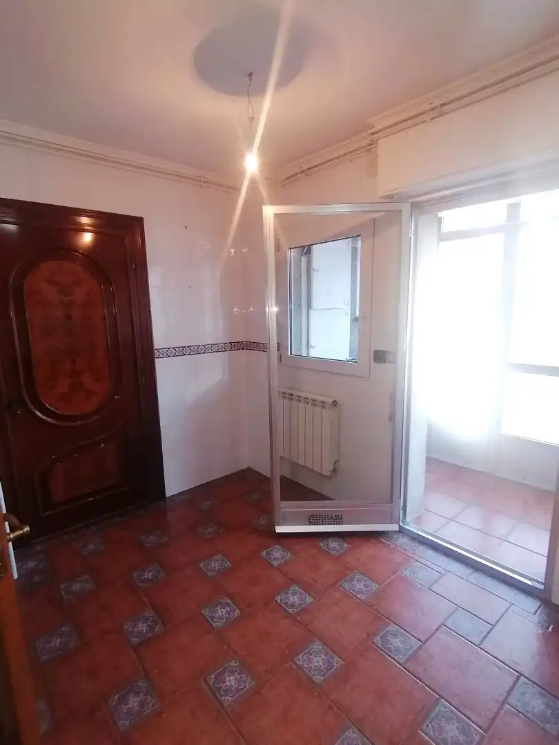 Badezimmer von Wohnung zur Miete in Gijón  mit Heizung, Parkett und Terrasse