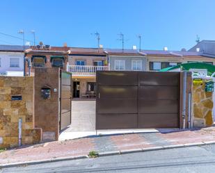 Casa adosada en venda a Avenida de Torrevieja, Los Balcones - Los Altos