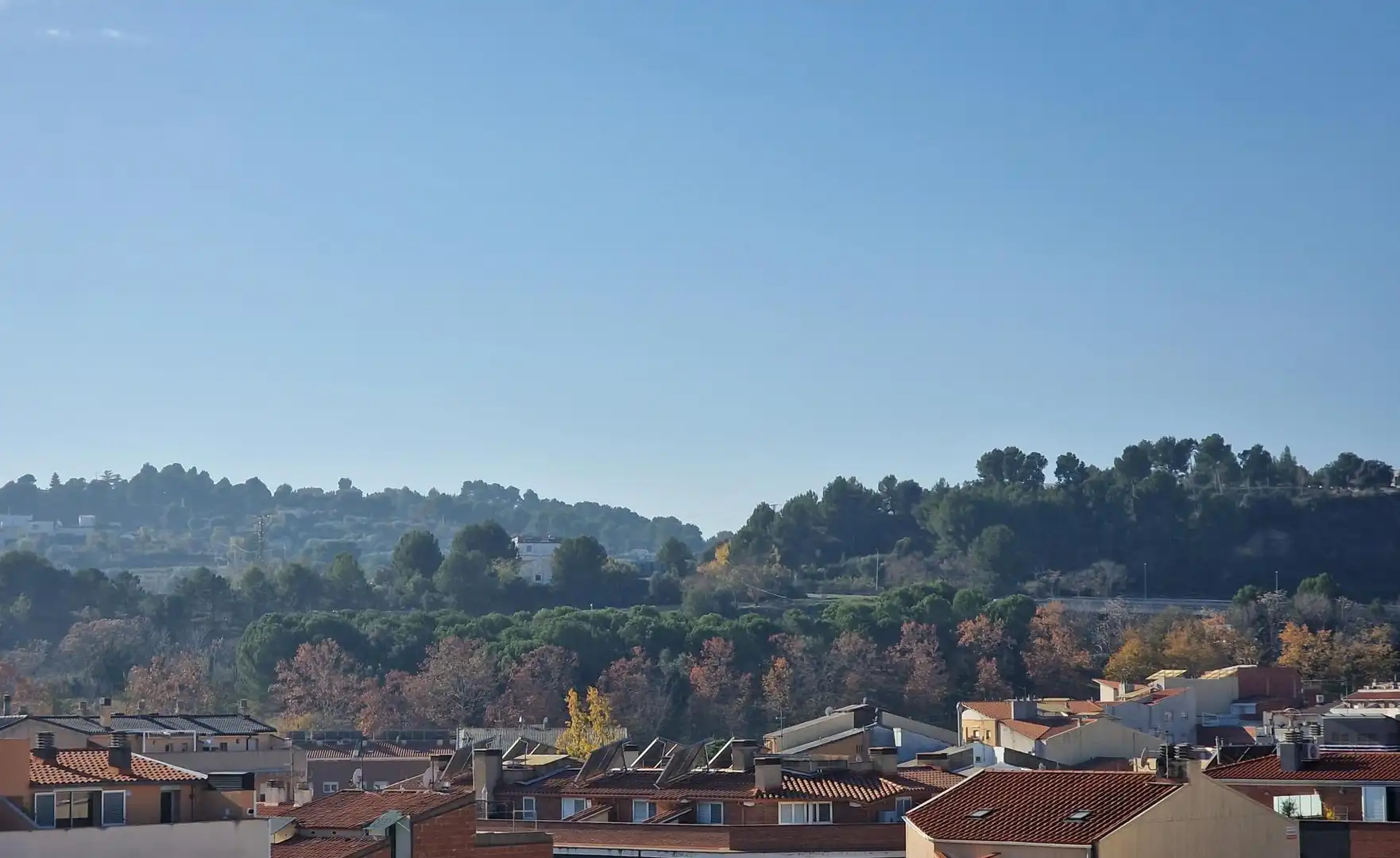 Vista exterior de Àtic en venda en Terrassa amb Calefacció, Terrassa i Forn