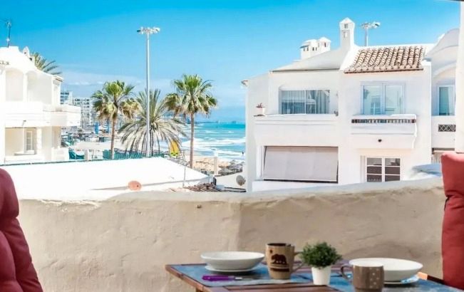 Exterior view of Apartment for sale in Benalmádena  with Air Conditioner, Terrace and Furnished