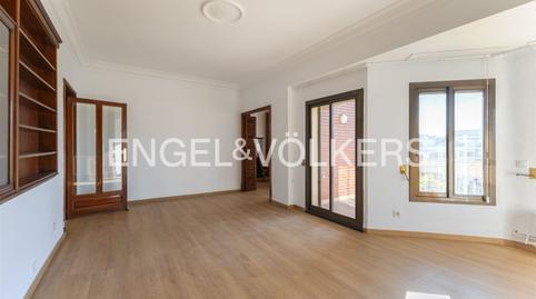 Foto 3 de Piso de alquiler en Carrer de Jaume Roig, Jaume Roig,  Valencia Capital