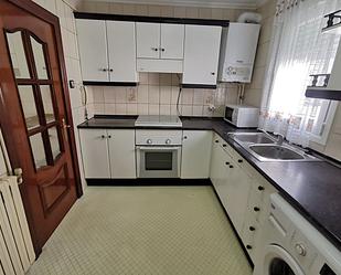 Kitchen of Flat to rent in Valladolid Capital  with Heating