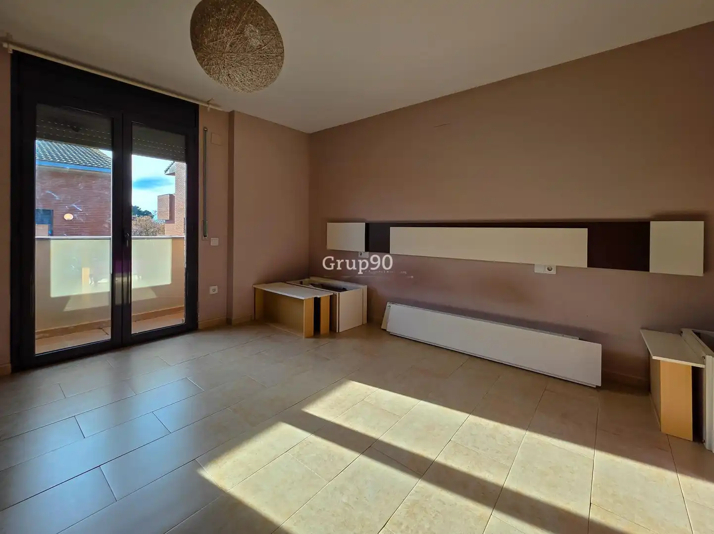 Sala d'estar de Casa adosada en venda en Lleida amb Calefacció, Terrassa i Balcó