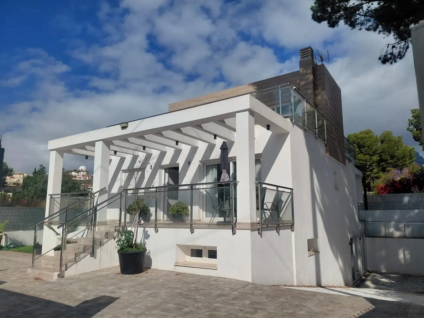 Vista exterior de Casa o chalet de alquiler en La Nucia con Aire acondicionado, Jardín privado y Terraza