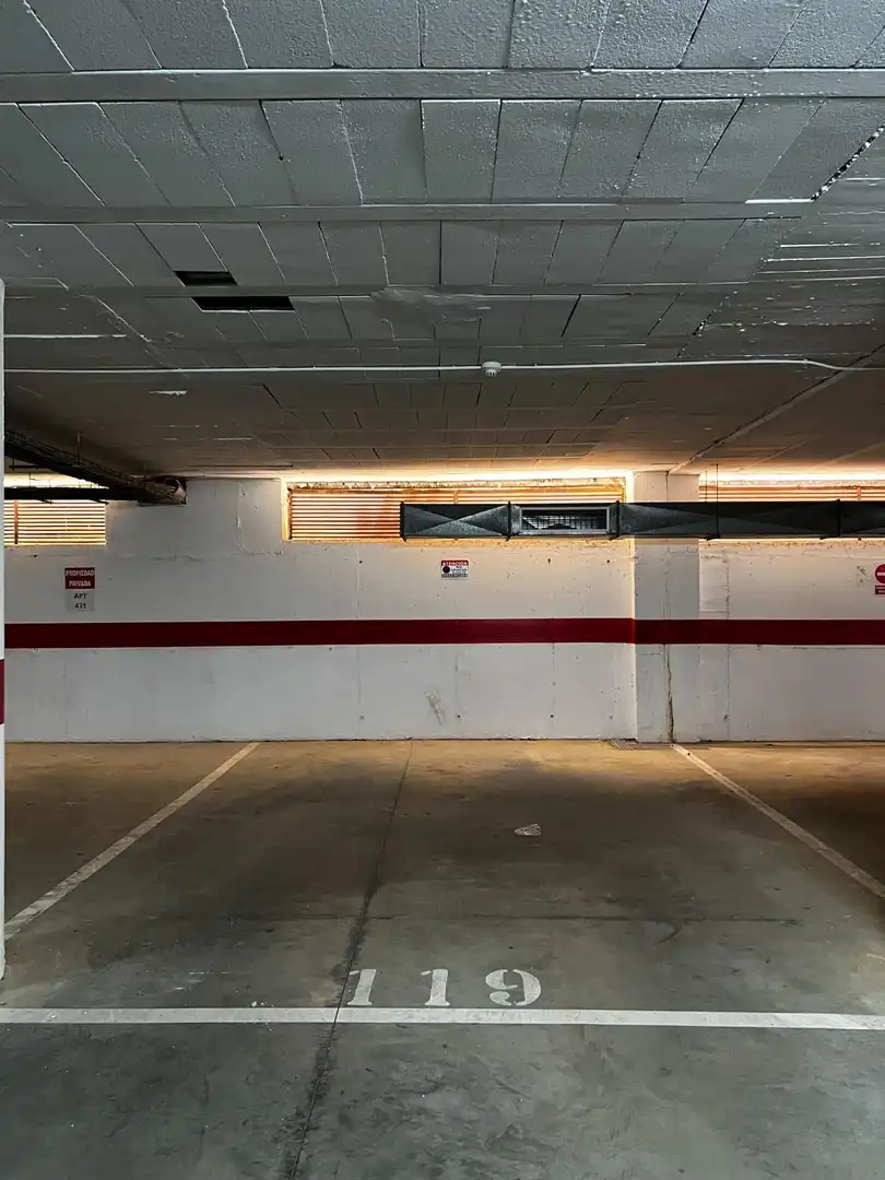 Parking de Casa adosada en venta en Ayamonte con Aire acondicionado, Calefacción y Terraza