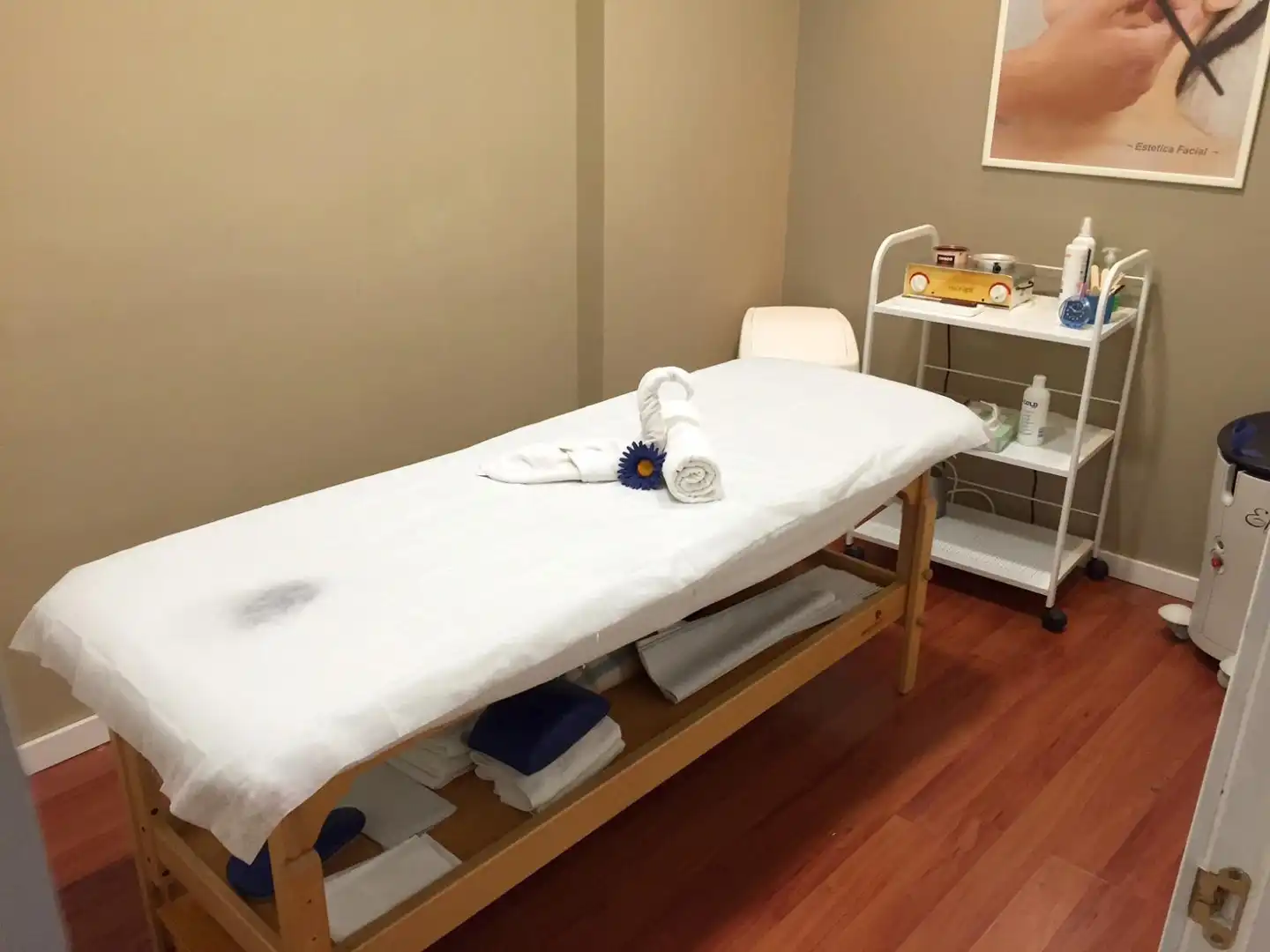 Habitación de Local en traspaso en Santa Cruz de Tenerife con Aire acondicionado y Amueblado