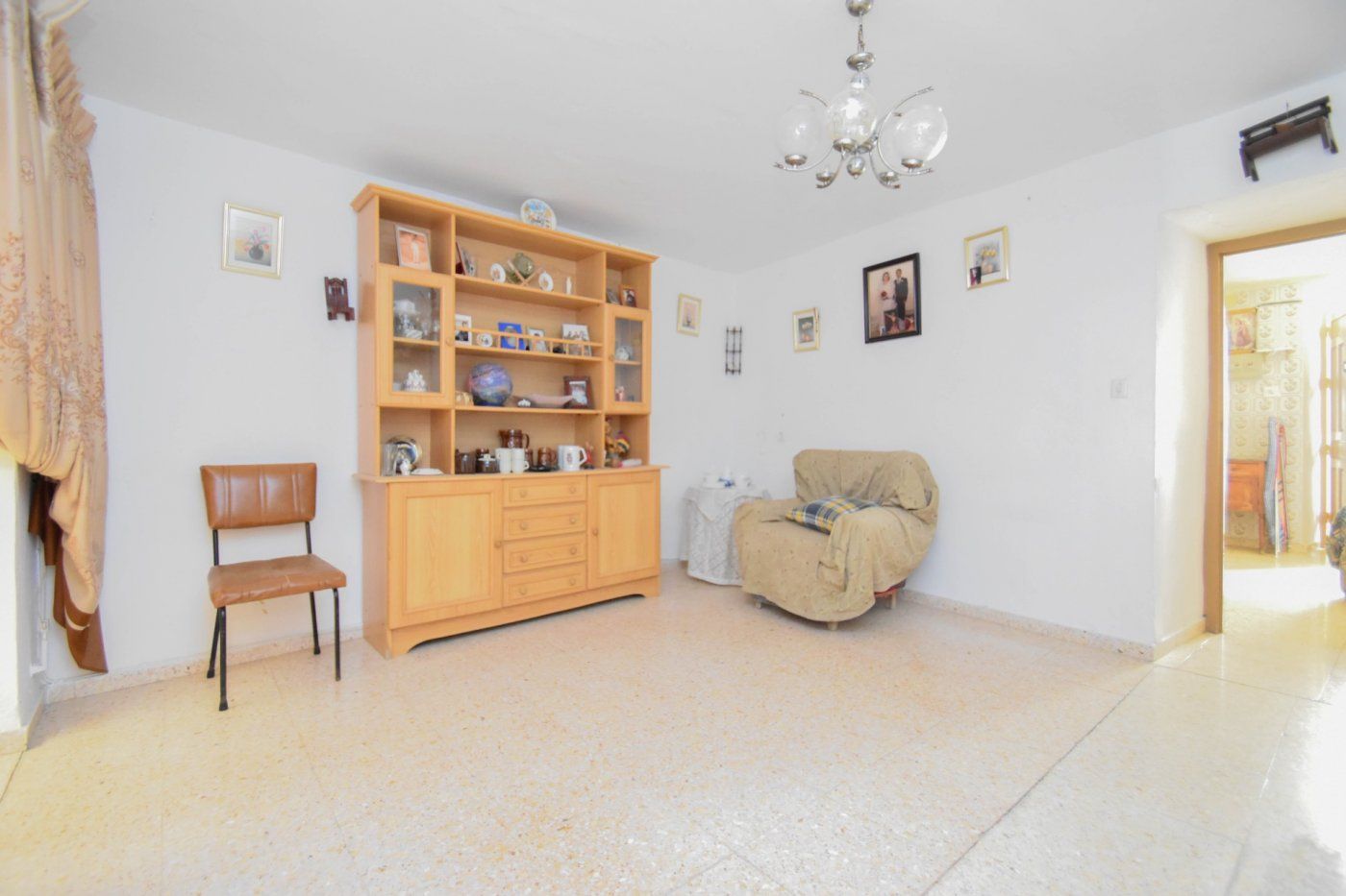 Living room of House or chalet for sale in Colomera