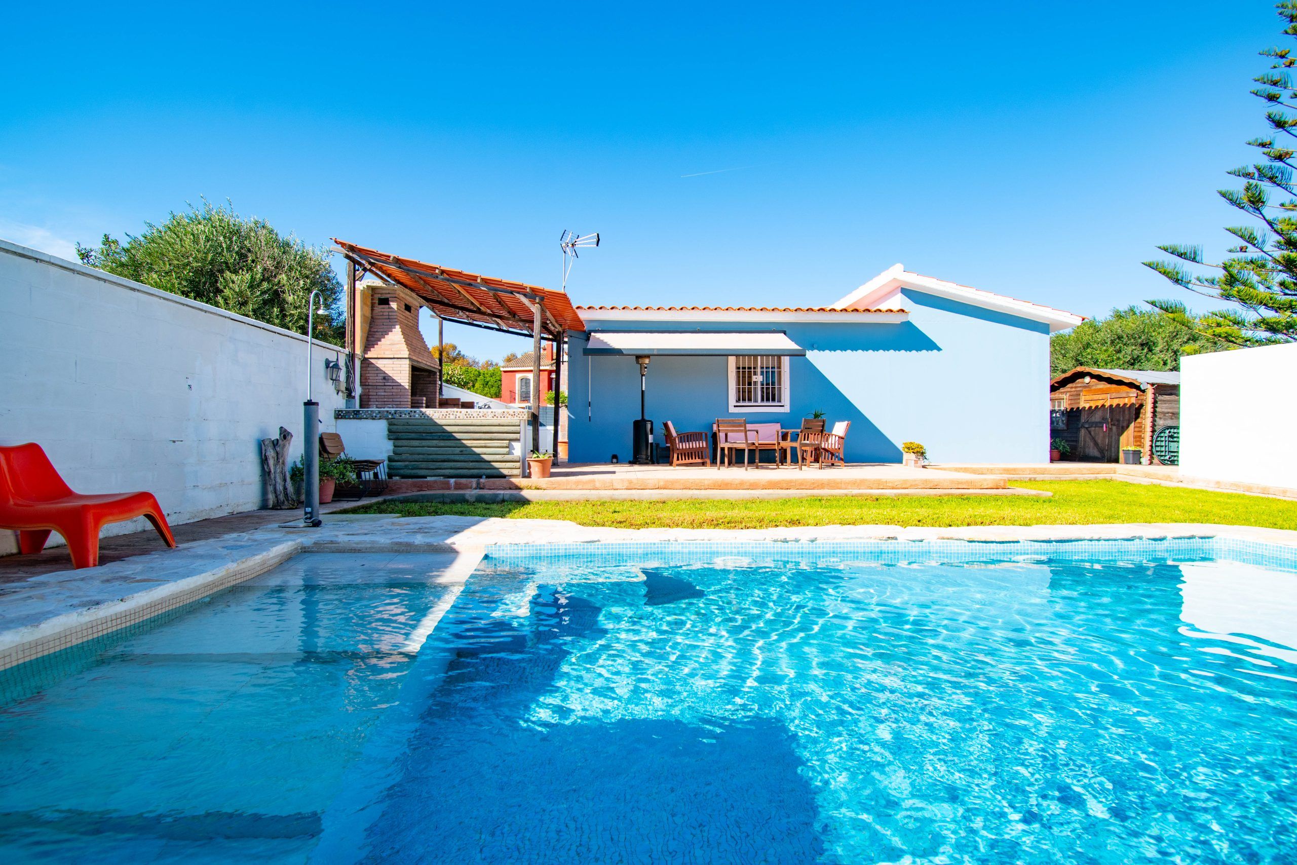 Piscina de Casa o xalet en venda en El Puerto de Santa María