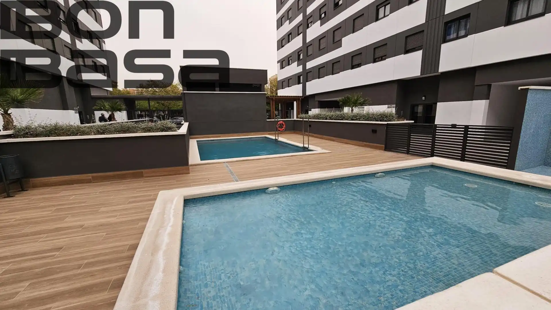 Appartamento con terrazza in vendita a Garbinet - Vistahermosa