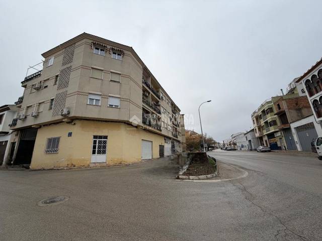 Piso en Venta en Torredonjimeno