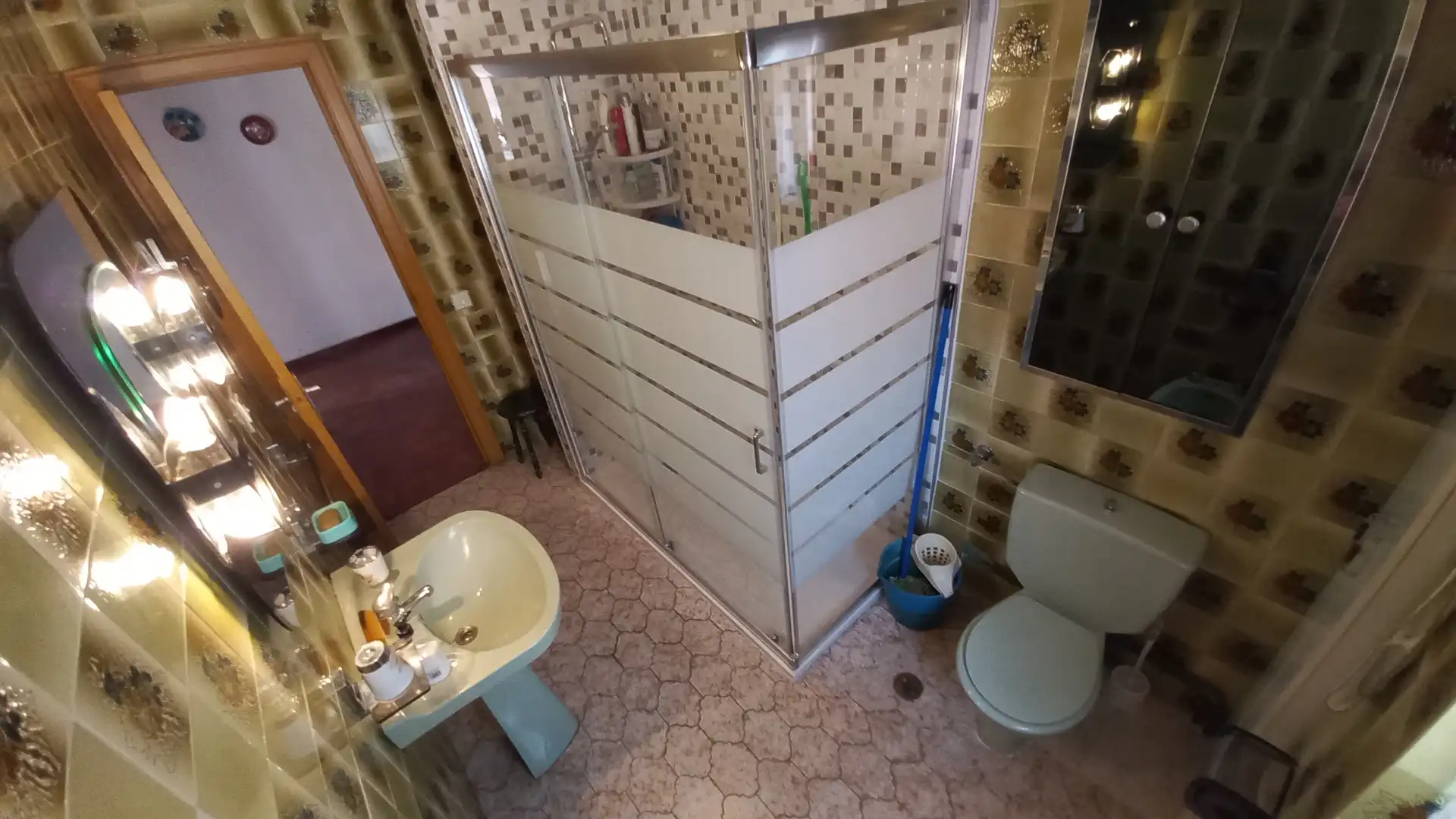 Baño de Ático en venta en Zamora Capital  con Amueblado