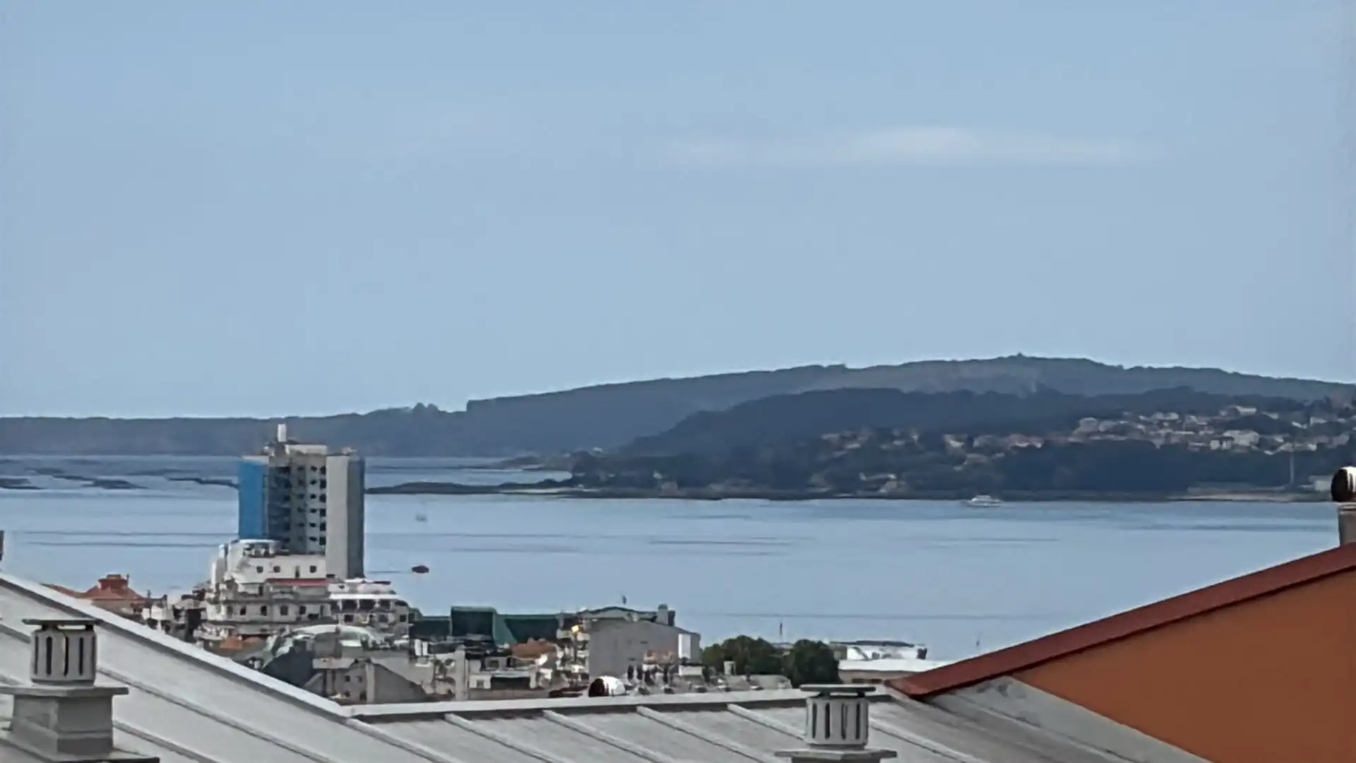 Flat for rent in Vigo   with Terrace, Furnished and Oven