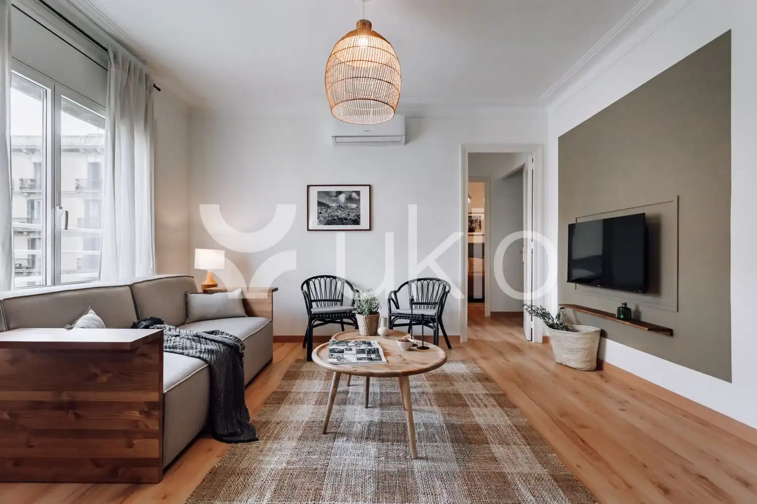 Apartment with lift to rent in Carrer de la Diputació, imagen 4