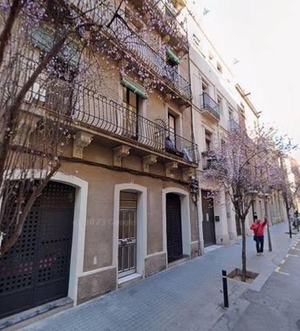 Piso en Venta en Carrer del Pare Laínez en El Camp d'en Grassot i Gràcia Nova