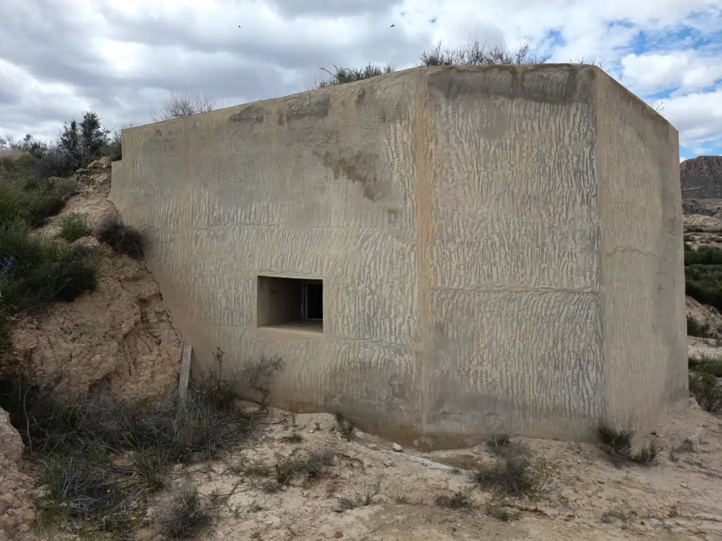 Vista exterior de Finca rústica en venda en San Vicente del Raspeig / Sant Vicent del Raspeig