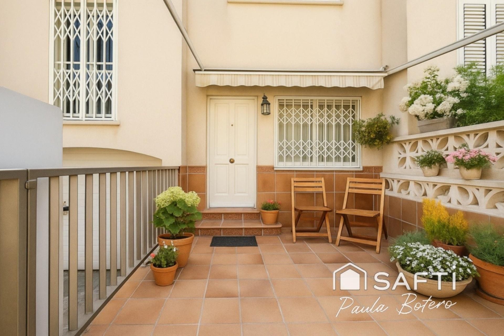 Garden of Single-family semi-detached for sale in Vilanova i la Geltrú  with Heating and Terrace