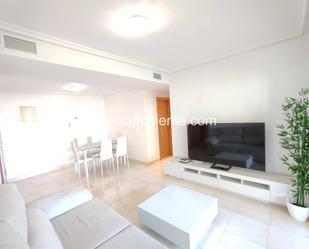 Sala d'estar de Apartament de lloguer en Benidorm amb Aire condicionat, Calefacció i Terrassa