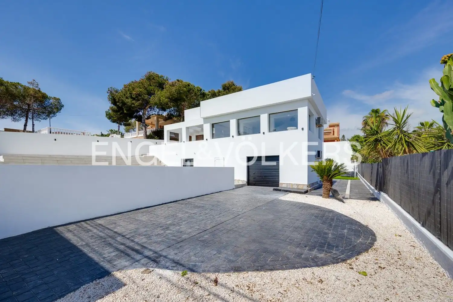 Exterior view of Country homes for sale in Torrevieja  with Air Conditioner, Heating and Private garden