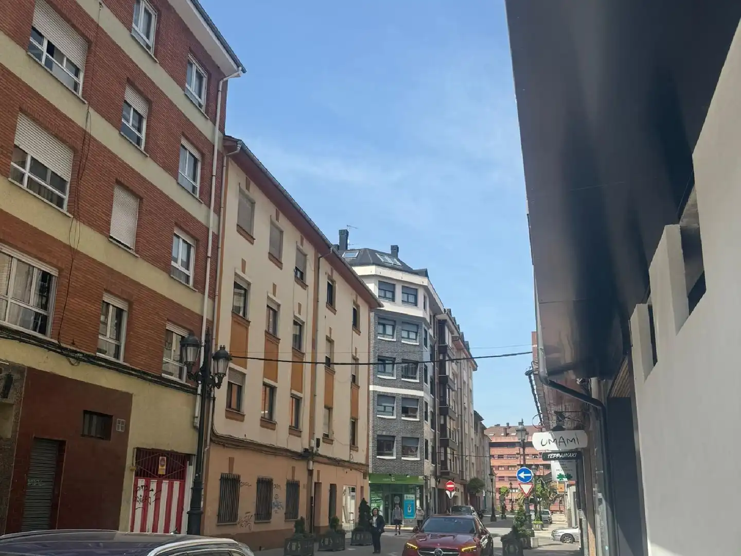 Vista exterior de Pis en venda en Oviedo 