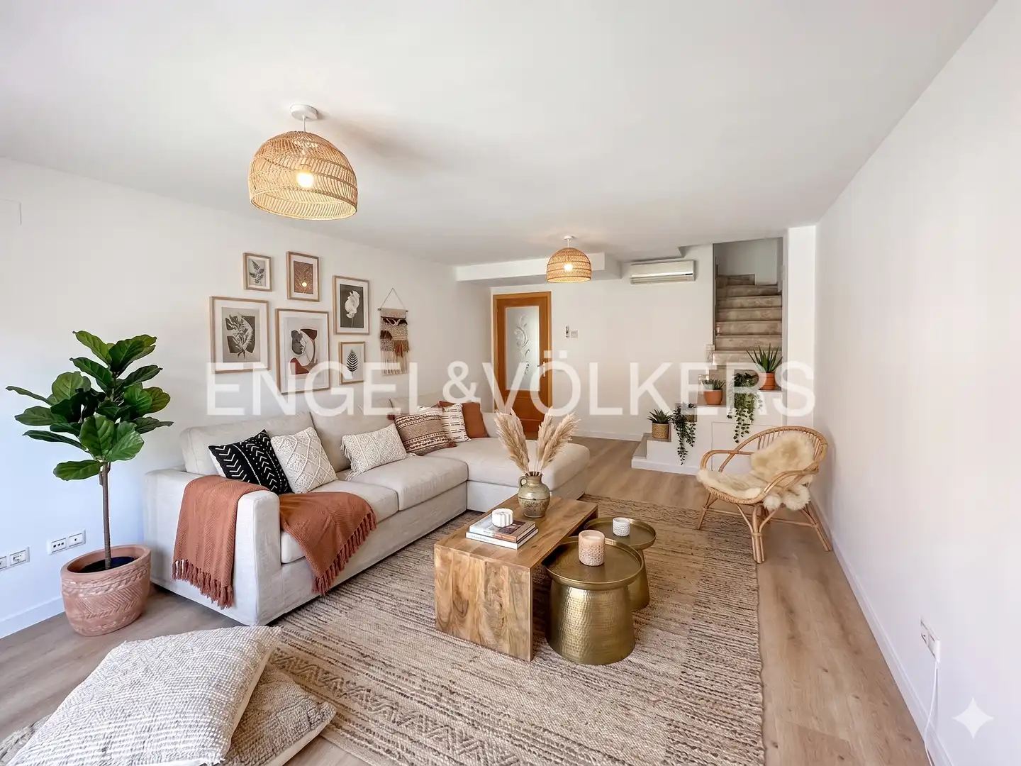 Wohnzimmer von Maisonette zum Verkauf in Rubí mit Klimaanlage, Heizung und Parkett
