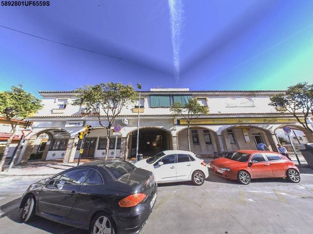 Piso en Venta en C/ Maestro Vert  en Churriana - El Pizarrillo - La Noria-Guadalsol