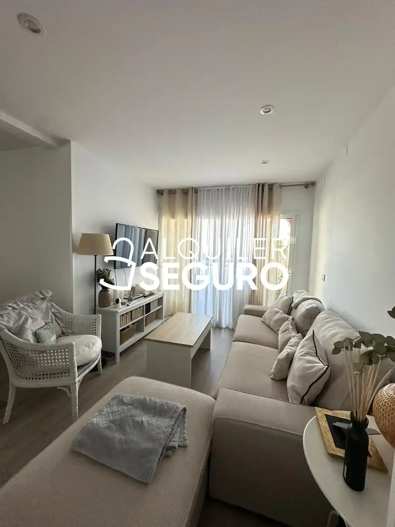 Sala d'estar de Pis de lloguer en Fuenlabrada amb Aire condicionat, Calefacció i Terrassa