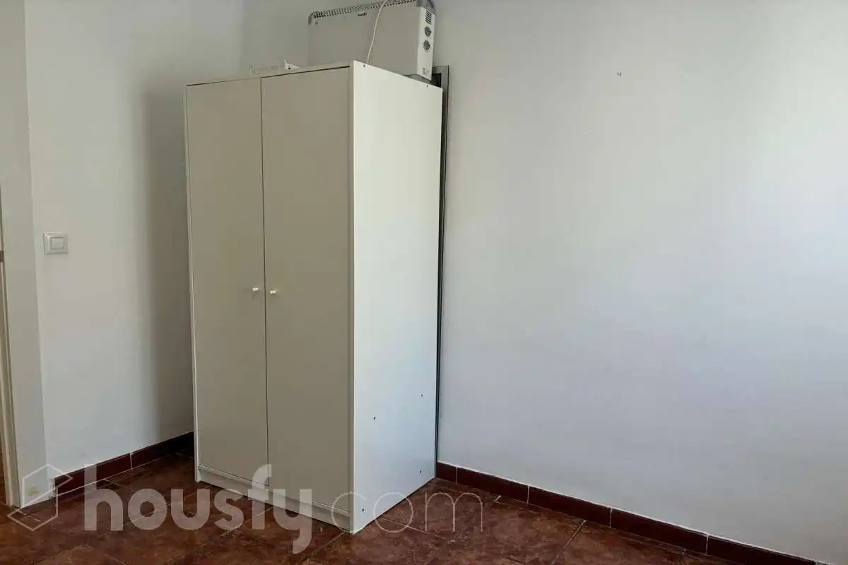 Habitación de Piso de alquiler en Sagunto / Sagunt con Aire acondicionado, Amueblado y Balcón
