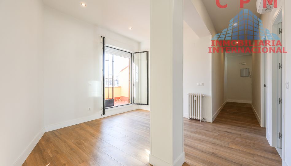 Ático de alquiler en Acacias - Imagen 4