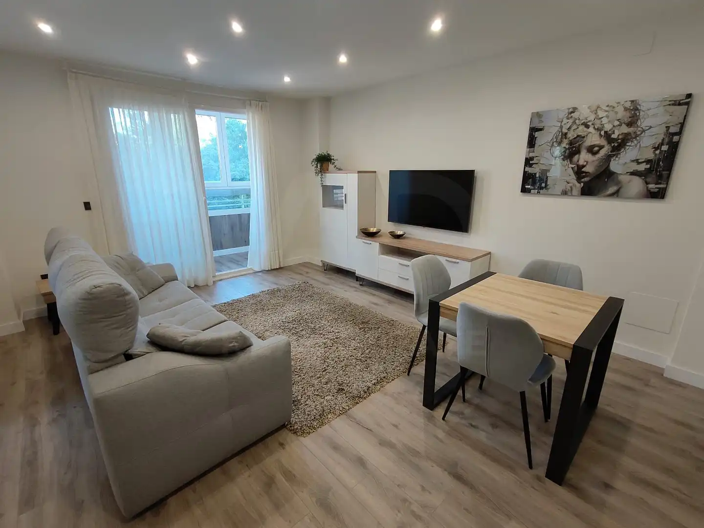 Sala d'estar de Pis en venda en Valladolid amb Terrassa