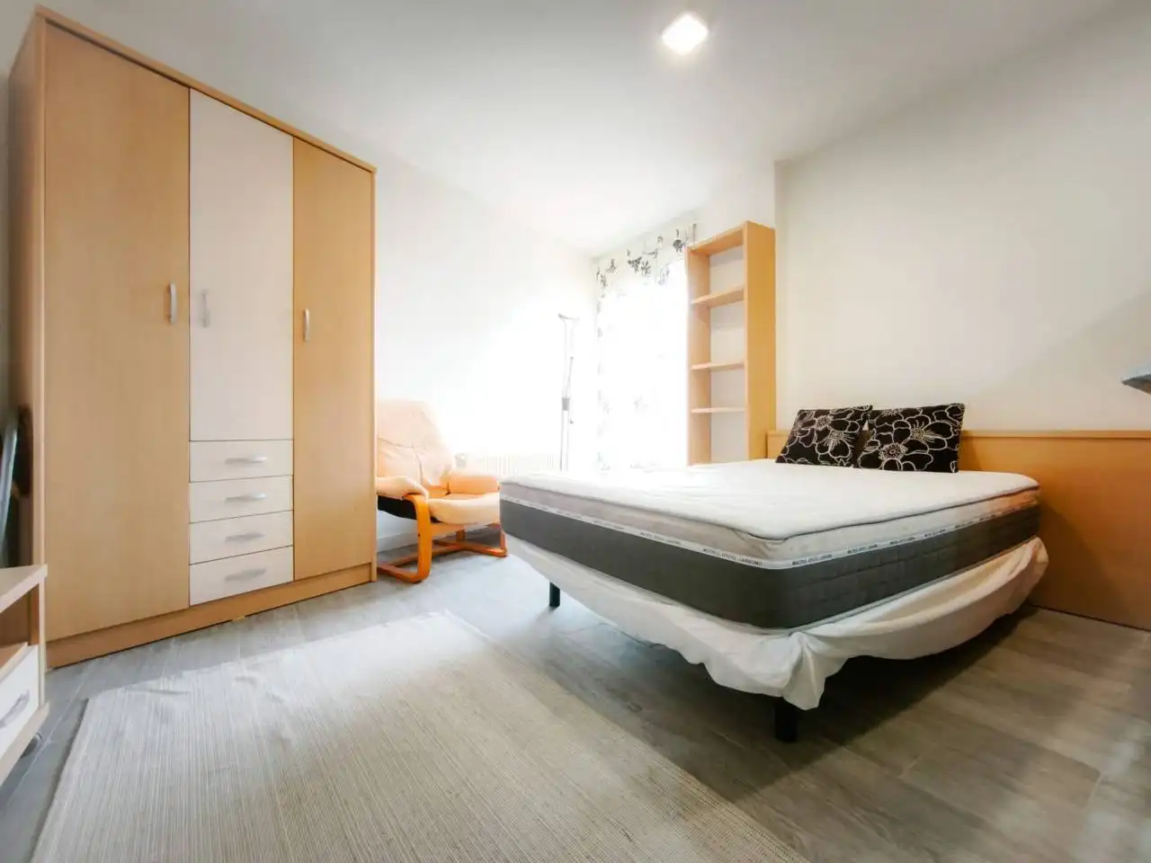 Habitación de Estudio en venta en Burgos Capital con Calefacción y Amueblado