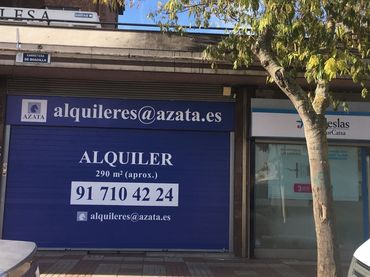 Local comercial de lloguer a Casco Antiguo