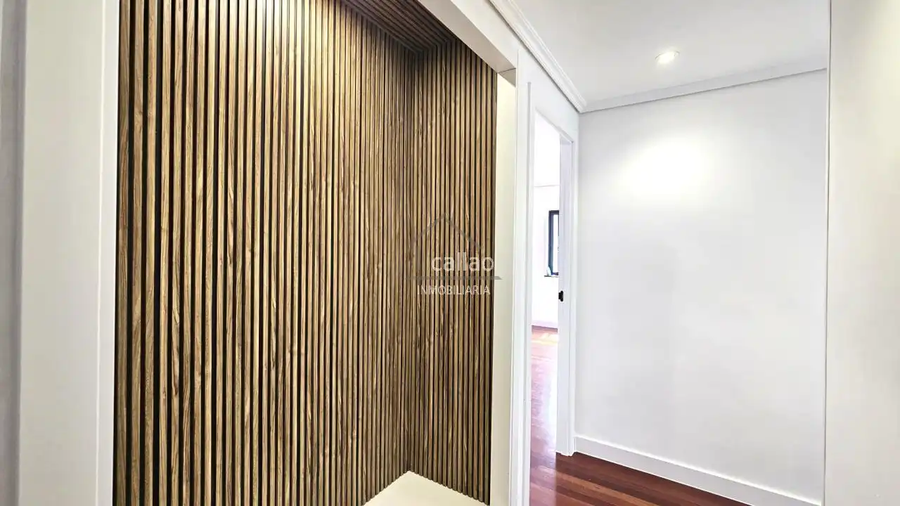 Piso en venta en Ferrol con Calefacción y Trastero