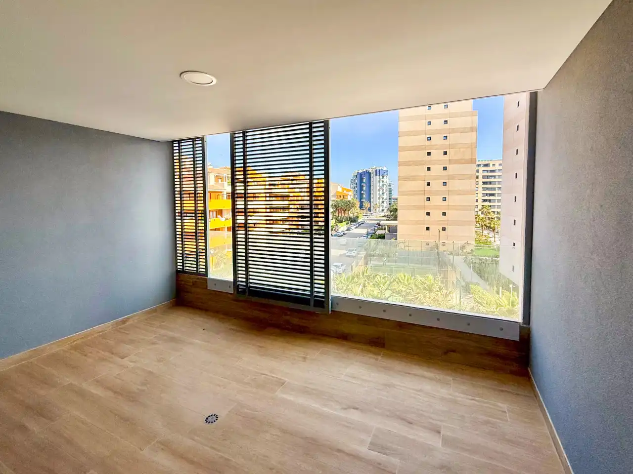 Flat for sale in Torrevieja  with Air Conditioner, Heating and Terrace